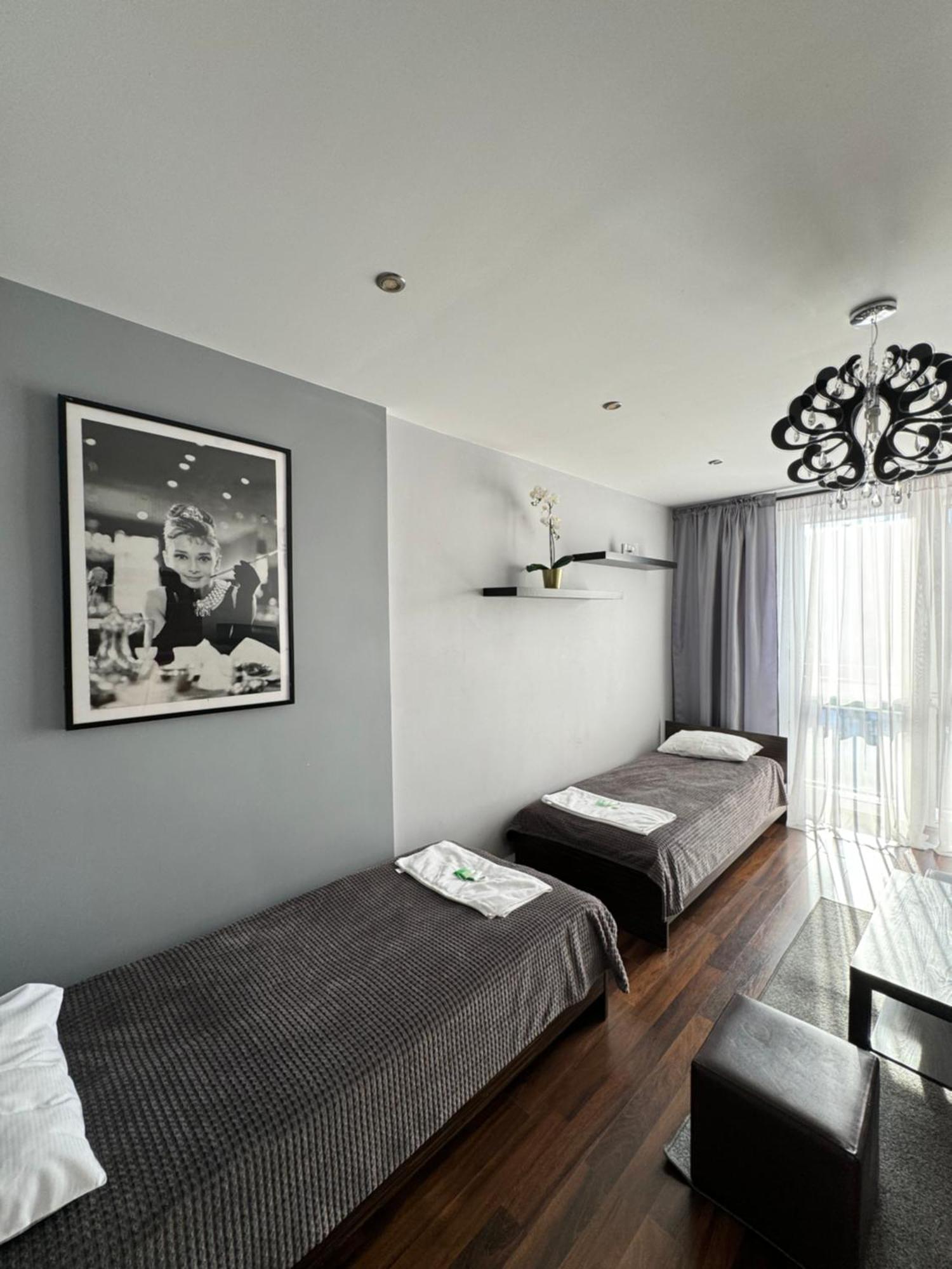 Apartament Sandra Kielce Buitenkant foto